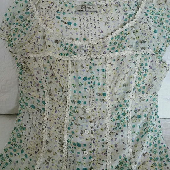 Romy Tops - Romy shirt Romy Tops - Romy shirt
